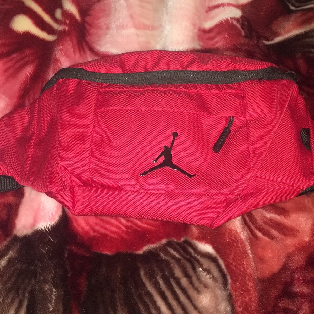 Jordan belt bag